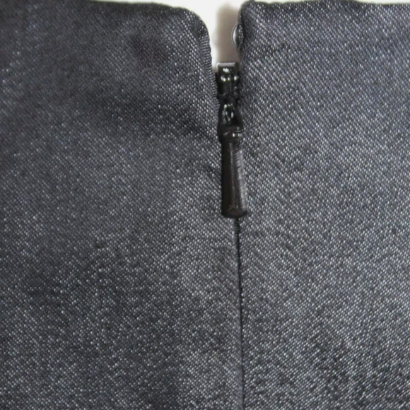 SAKS FIFTH AVENUE SLEEVELESS CREW BELTed dress - Picture 4 of 7